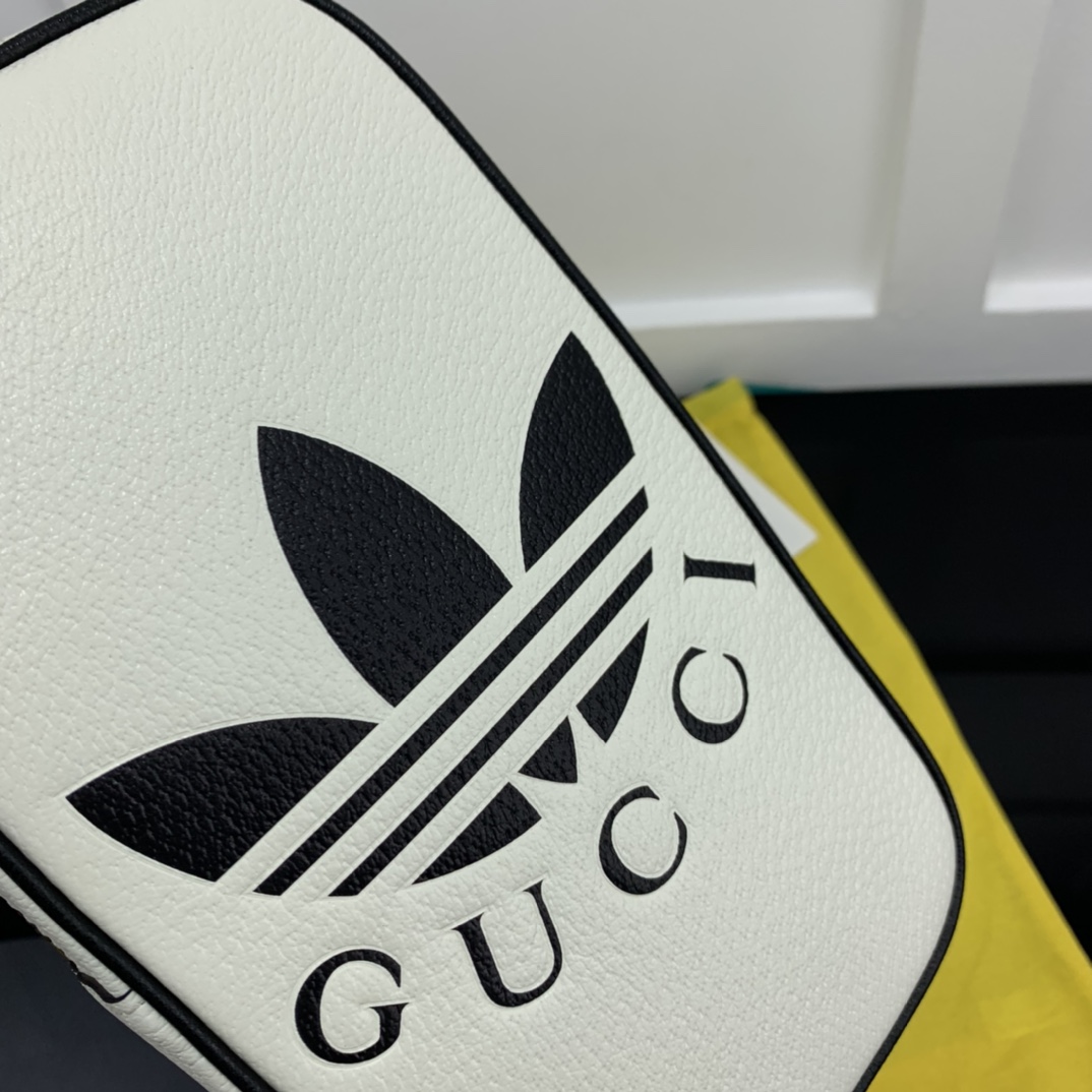 Gucci Cosmetic Bags